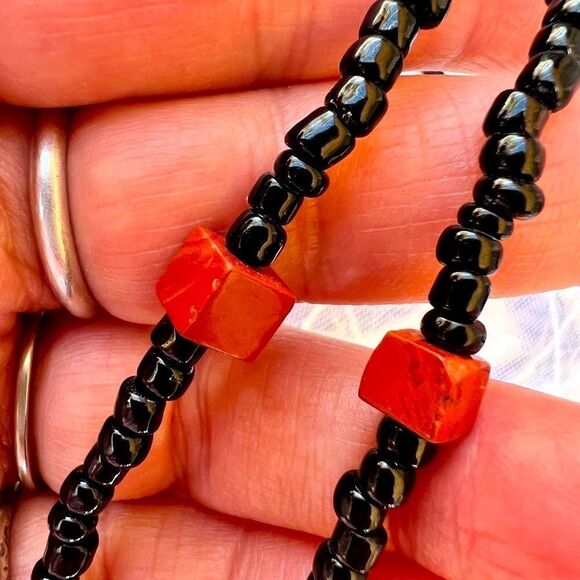 Vintage Art Glass & Genuine Red Jasper Stone Seed Bead Choker Necklace - Picture 7 of 12